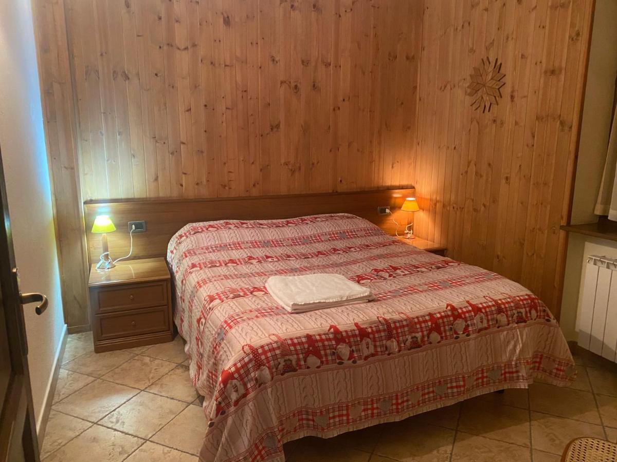 Baita Arianna Leilighet Colle Colle Sestriere Eksteriør bilde
